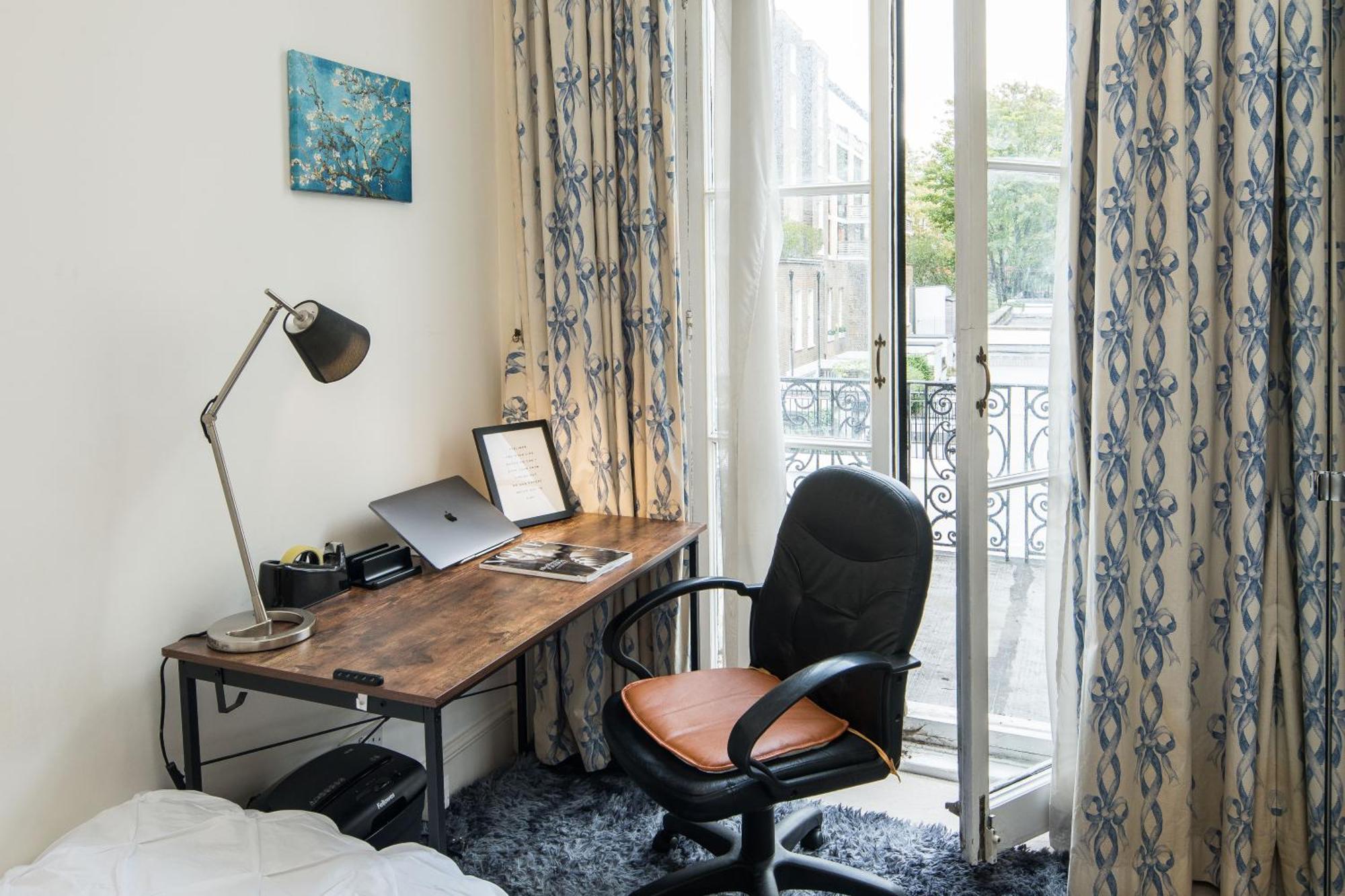 Cosy High-Ceiling Victorian Flat With Balcony - 2Mins To Hyde Park, Kensington Palace, Nottinghill, High Street Kensington,2Br 2Baths London Exterior photo